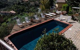 Bnb Casa Rossa